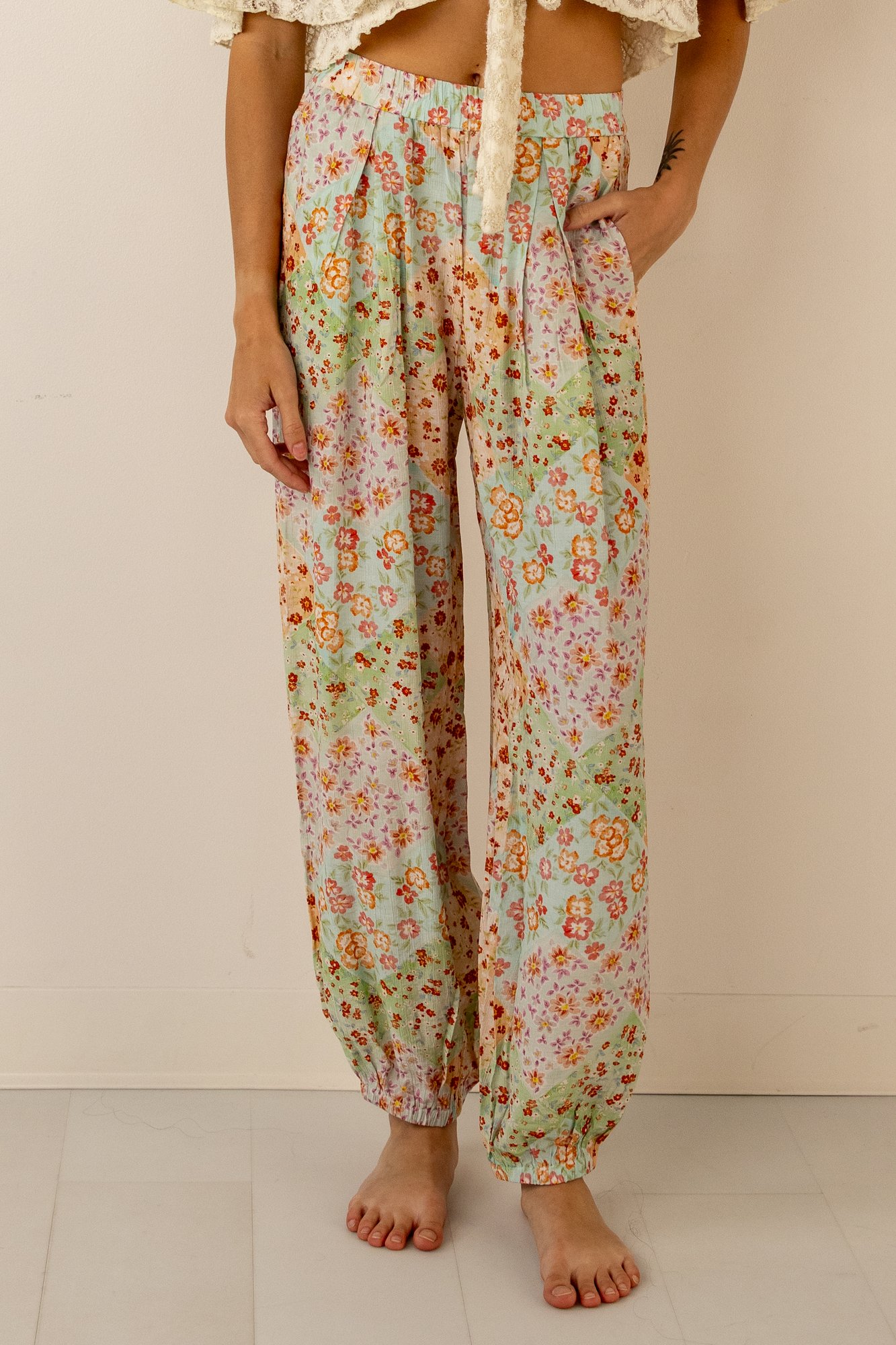 the Floral Bubble pant